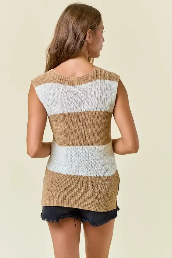 SCOOP NECK SIDE SLIT STRIPED TOP