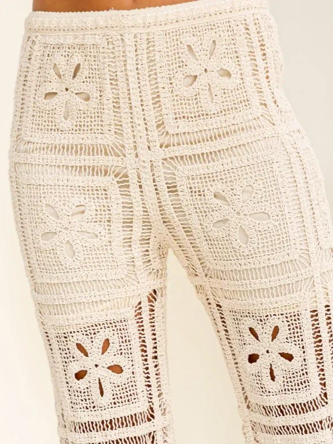 ELASTIC WAIST FLORAL CROCHET STRAIGHT LEG PANTS