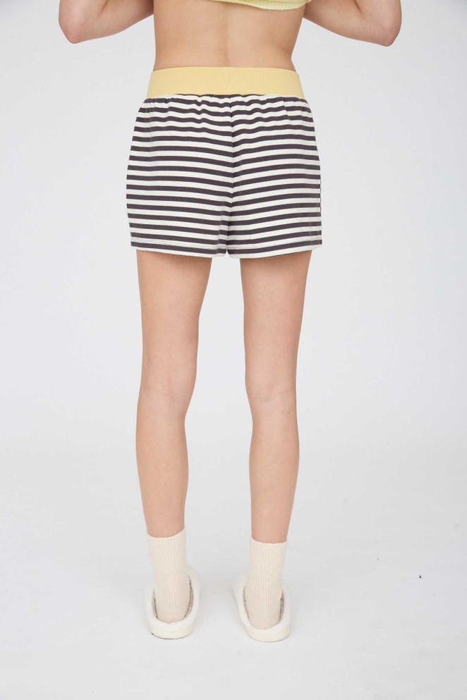 STRIPED CONTRAST RIBBED WAIST KNIT SHORT