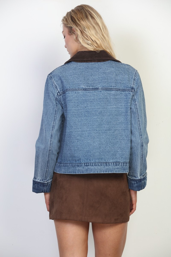 WASHED SNAP CLOSURE CROP DENIM JACKET
