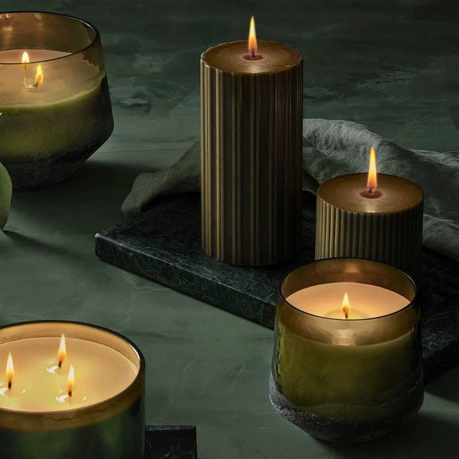 ILLUME BALSAM & CEDAR BALTIC GLASS CANDLE 13oz