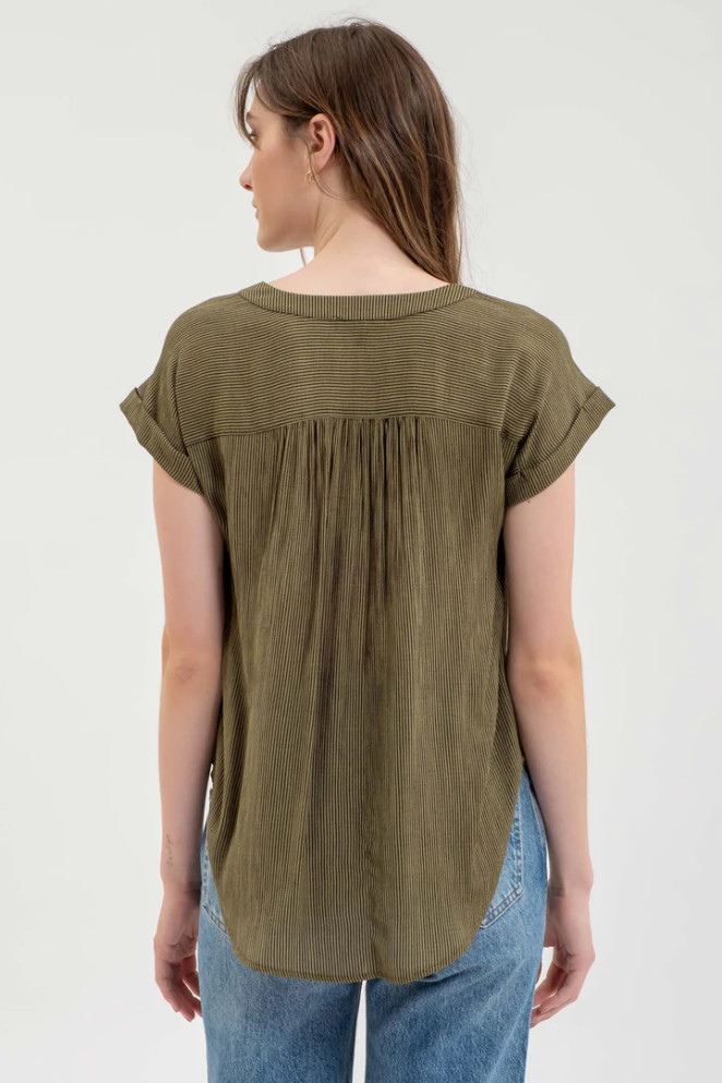 PINSTRIPE SHORT CUFF SLEEVE BUTTON DOWN SHIRT