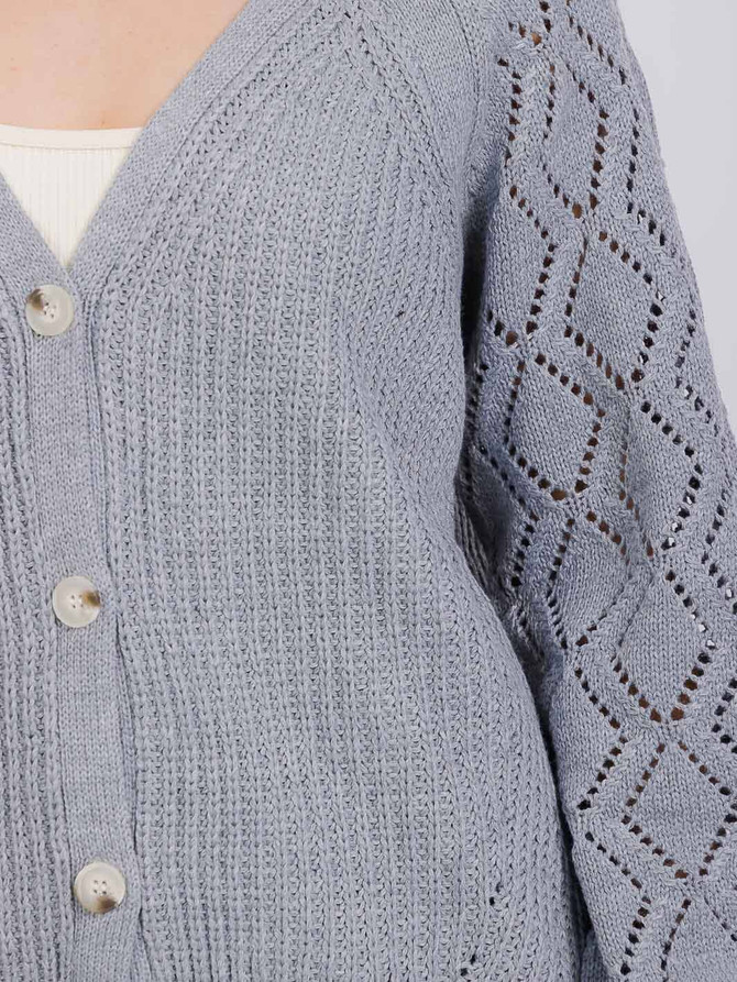 BUTTON CLOSURE KNIT CARDIGAN