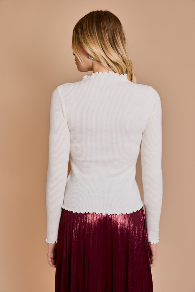 LETTUCE HEM MOCK NECK