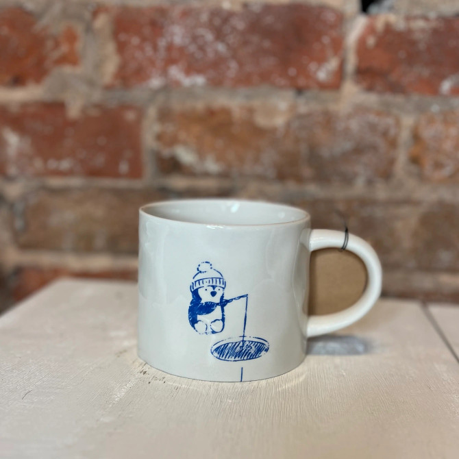 STONEWARE HOLIDAY MUG W/ SECRET IMAGE ON BOTTOM 16OZ