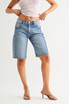 THE SEAMED MID-RISE LONGER DENIM SHORT