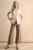 LIGHTWEIGHT BUTTON DOWN CAP SLEEVE SHIRT
