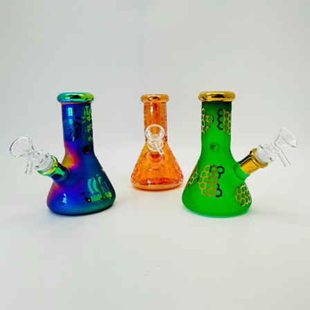 Electroplated Fancy Mini Beaker Waterpipe - 6 Inch - Assorted Designs Electroplated Fancy Mini Beaker Waterpipe - 6 Inch - Assorted Designs
