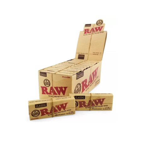Raw Masterpiece Classic 1 1/4 Rolling Papers With Tips Pack