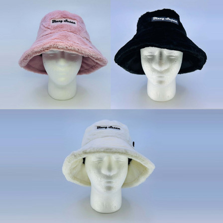 Blazy Susan Fuzzy Bucket Hat
