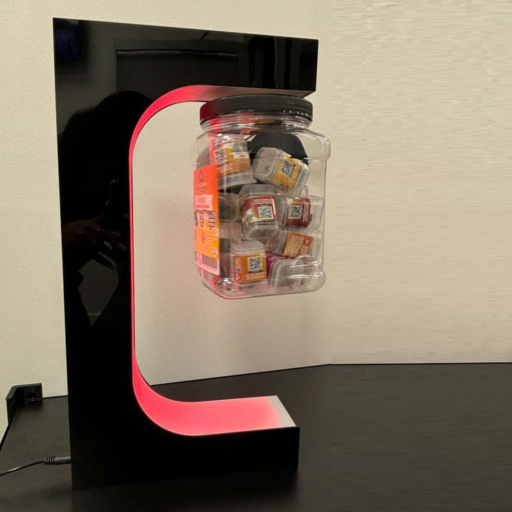 Magnetic Levitating Display - 17 Inch