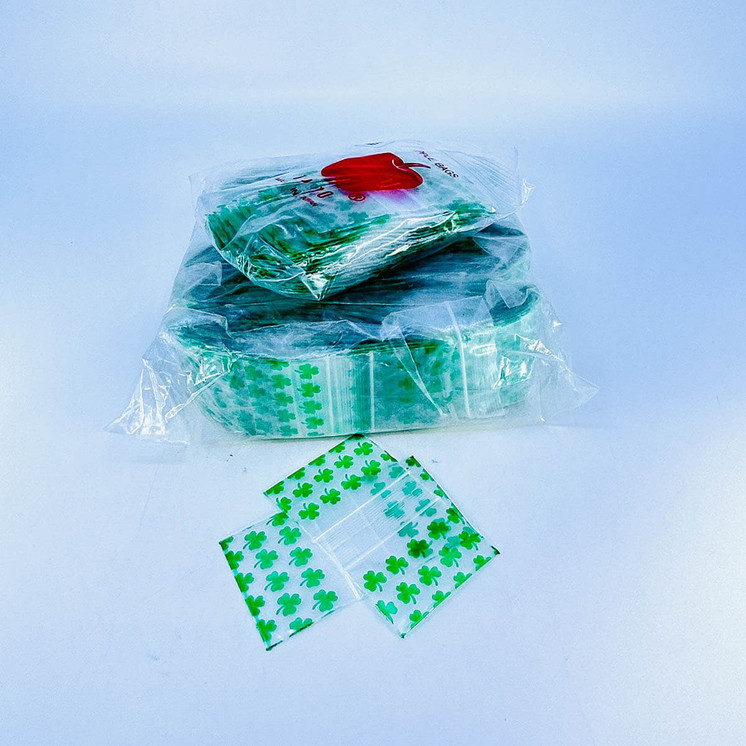 Apple Baggies 1510 - Ziplock 2.5mil Plastic Bags - 1.5 X 1 Inch  - 100 Bags Per Pack - 10 Packs Per Box