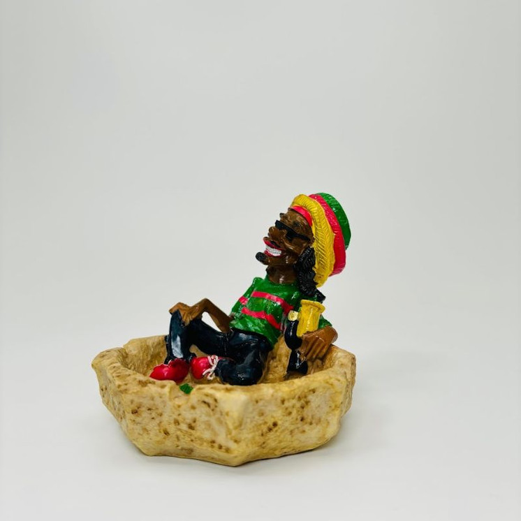 Ashtray Polystone - Small - Price Per Piece - Assorted Design 