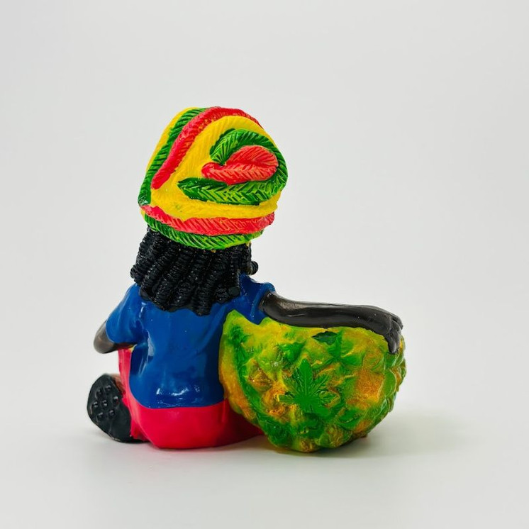 Ashtray Polystone - Small - Price Per Piece - Assorted Design 