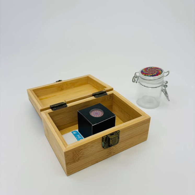 Bamboo Gift Box - 3d With Grinder And Jar Large-Small