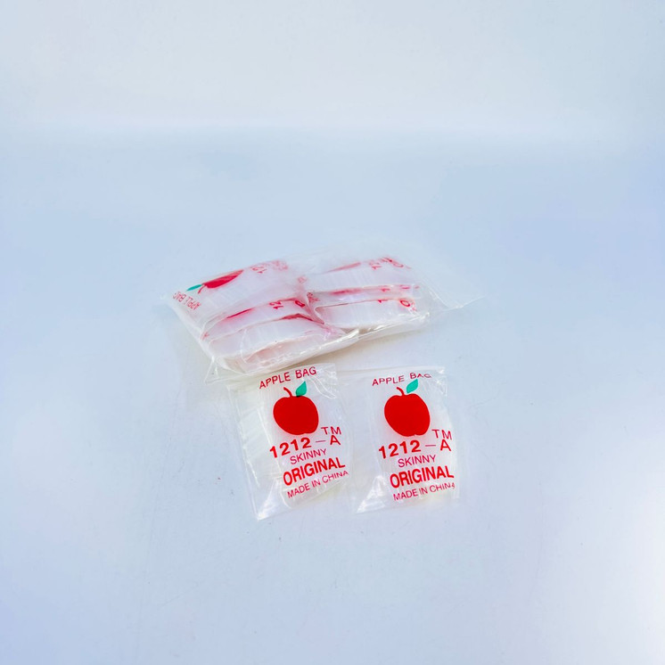 Apple Baggies 1212 - Ziplock 1/2"X1/2" Inch - 100 Bags Per Pack - 10 Packs Per Box - Assorted Designs
