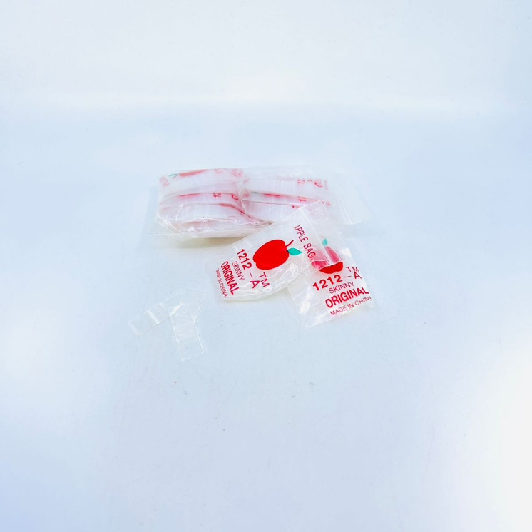 Apple Baggies 1212 - Ziplock 1/2"X1/2" Inch - 100 Bags Per Pack - 10 Packs Per Box - Assorted Designs