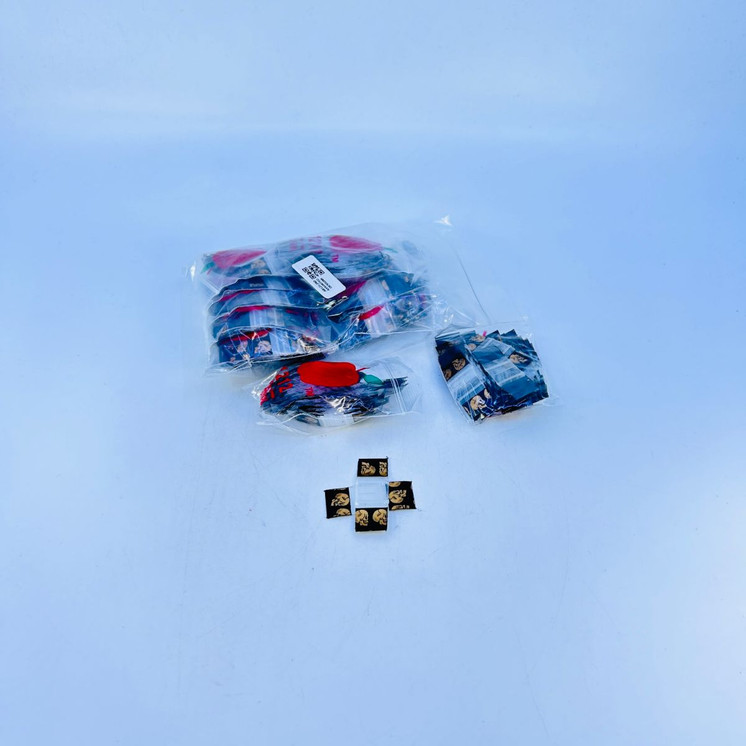 Apple Baggies 1212 - Ziplock 1/2"X1/2" Inch - 100 Bags Per Pack - 10 Packs Per Box - Assorted Designs