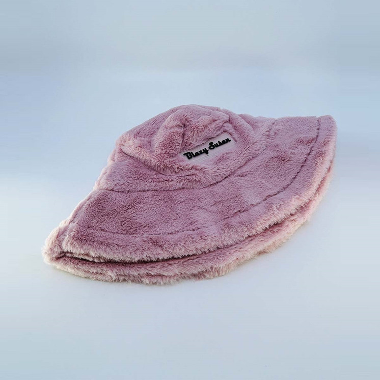 Blazy Susan Fuzzy Bucket Hat