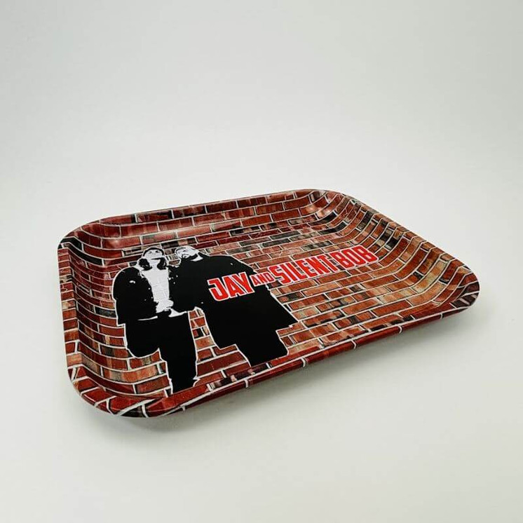Famous Brandz - Rolling Tray Large Metal -Metal Jay And Silent Bob Wall