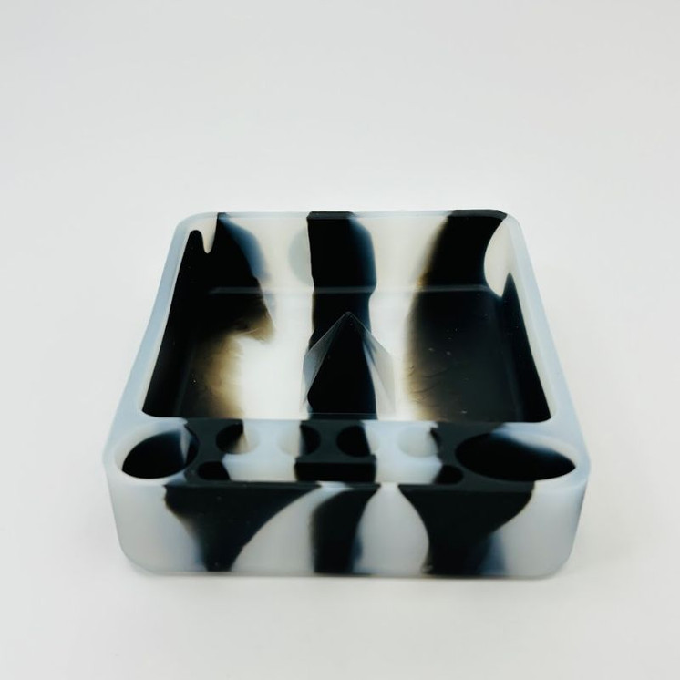 Smokezilla - Silicone Pyramid Ashtray - Zilla Smoke Station