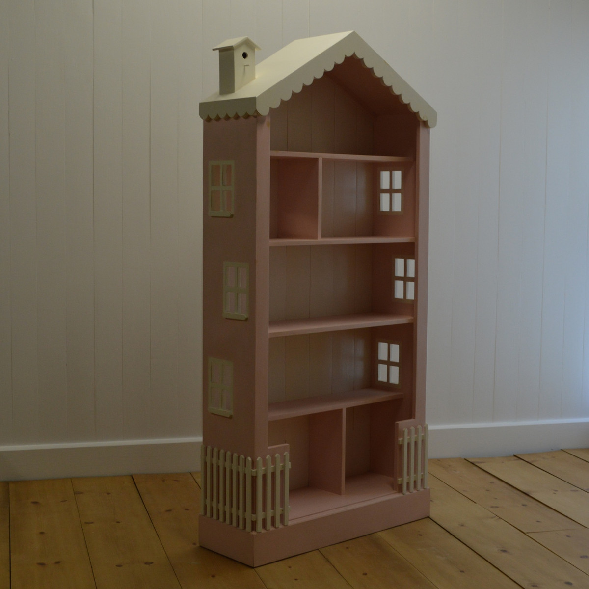 tall dollhouse