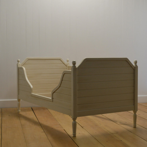 Jack's Nantucket Bed