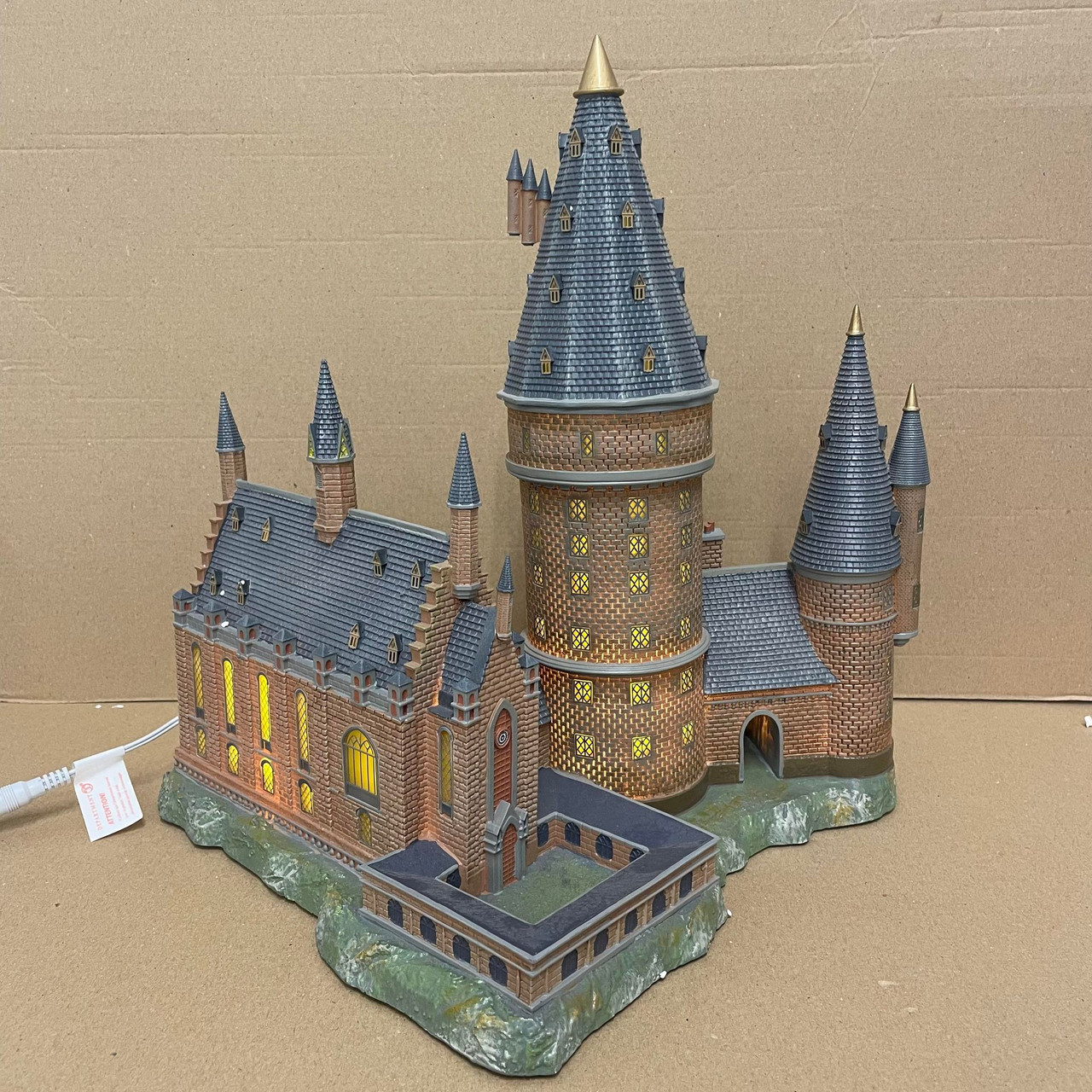 Department 56 Hogwarts Great Hall & Tower Harry Potter Village
