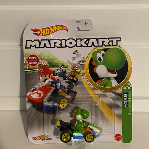 Hot Wheels Mario Kart Green Yoshi Standard Kart