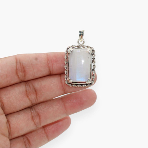 Rainbow Moonstone Sterling silver handmade Pendant - Antique Setting - 11.34 Grams