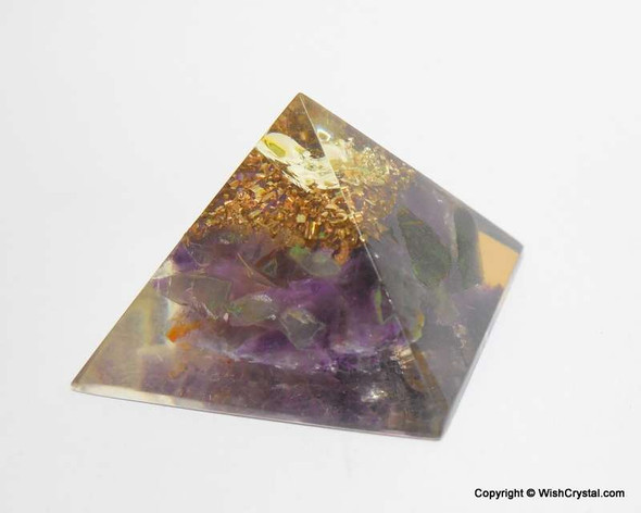 Amethyst Orgone Pyramid - 25 mm
