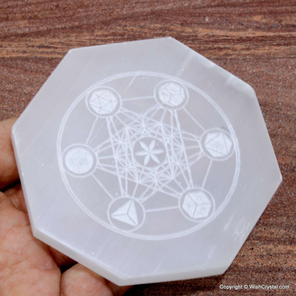 Selenite Octagone slab engraved with Sacred Geometry Sign - Big Size