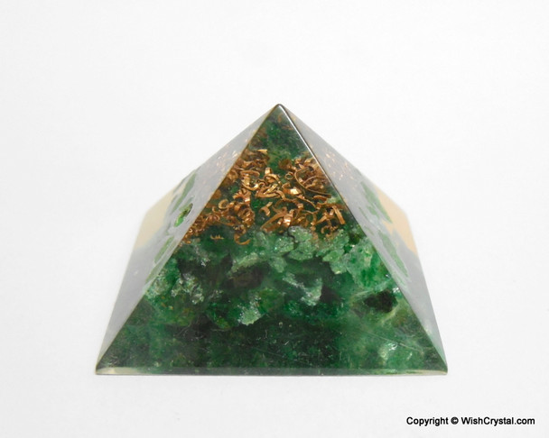 Green Aventurine Orgone Pyramid - 25 mm