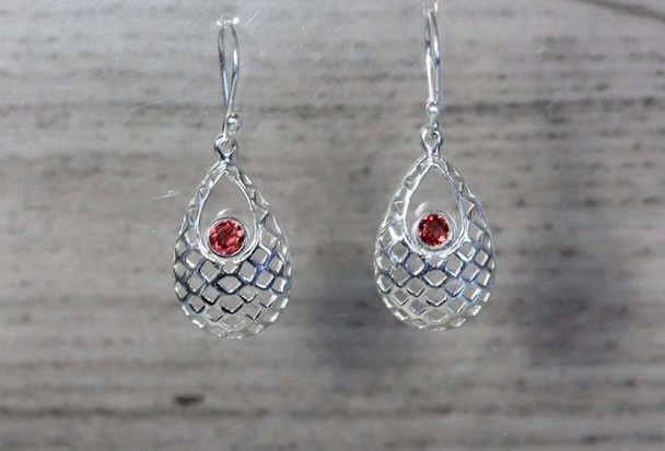 Drop Shaped Mesh Dangle Earrings Lightweight Silver Gemstone