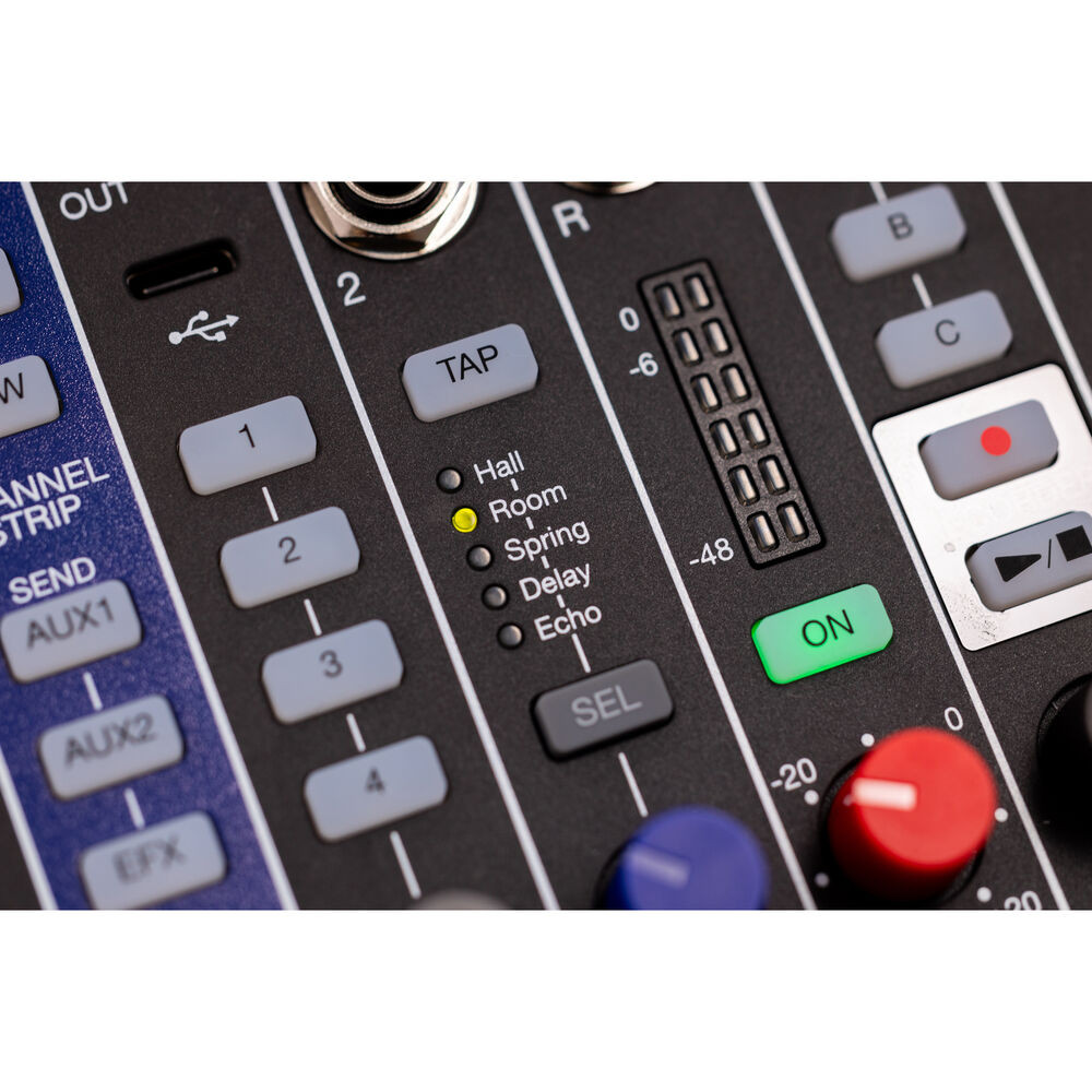 Zoom LiveTrak L-6 10-Track Digital Mixer/ Recorder