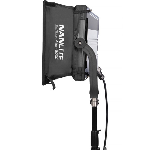 NanLite 南光 Alien 150C 300C RGB LED Panel 全彩補光燈