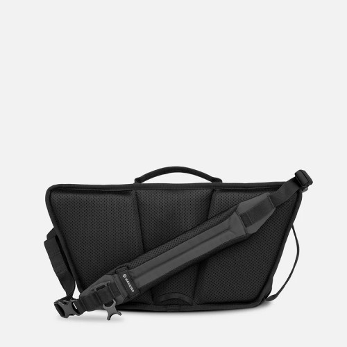 Wandrd Rogue Sling Bag V2 9L Black 斜背包