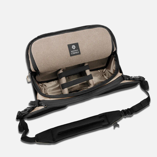 Wandrd Rogue Sling Bag V2 9L Yuma Tan 斜背包
