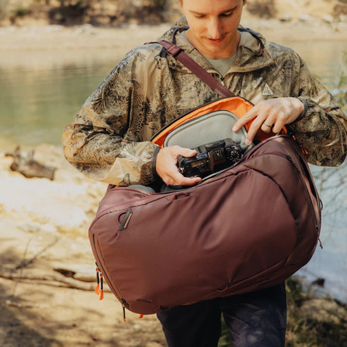 Peak Design Travel Backpack 45L Eclipse 旅行背囊 (紅色)