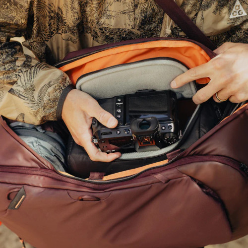 Peak Design Travel Backpack 45L Eclipse 旅行背囊 (紅色)