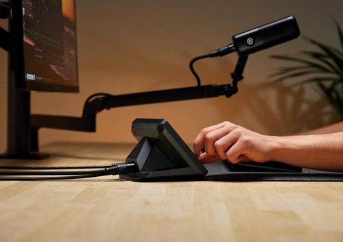 Elgato XLR Dock for Stream Deck+ 音頻介面 official product image 4