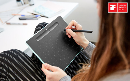 Wacom Intuos M Bluetooth Pistachio 使用情境