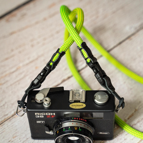 A-MoDe FCSC120-GS 8.7mm Quick Release Buckle Rope Camera Strap 120cm 快拆扣登山繩相機帶 (青蛇) 圖片 8