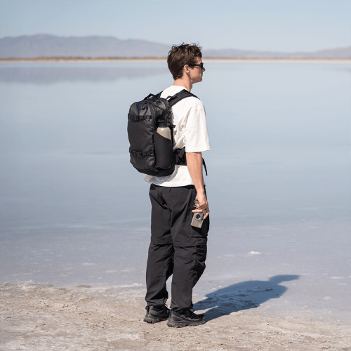 Wandrd NIMBUS 18L Black 日常背包 official gallery image 7