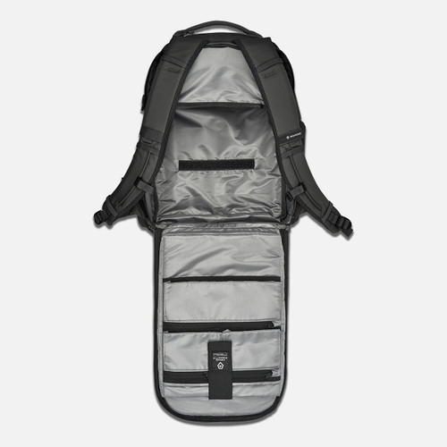 Wandrd PRVKE POCKET 21L Black 攝影背包 official gallery image 3