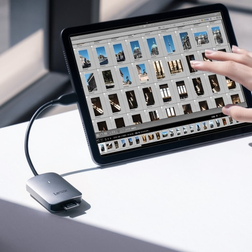 Lexar LRW515U CFexpress Type A USB-C Reader official feature image