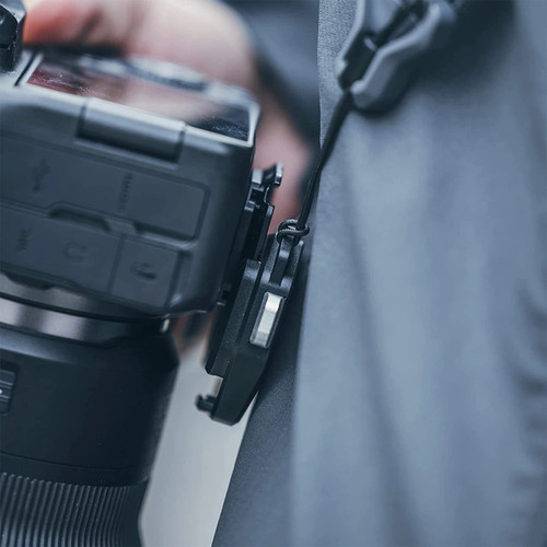 Falcam F38 3142 shoulder strap camera clip wearing example