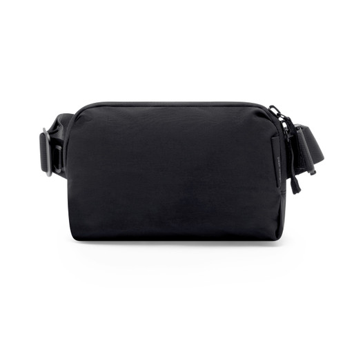 City Sling 2L Black Front View | Peak Design official