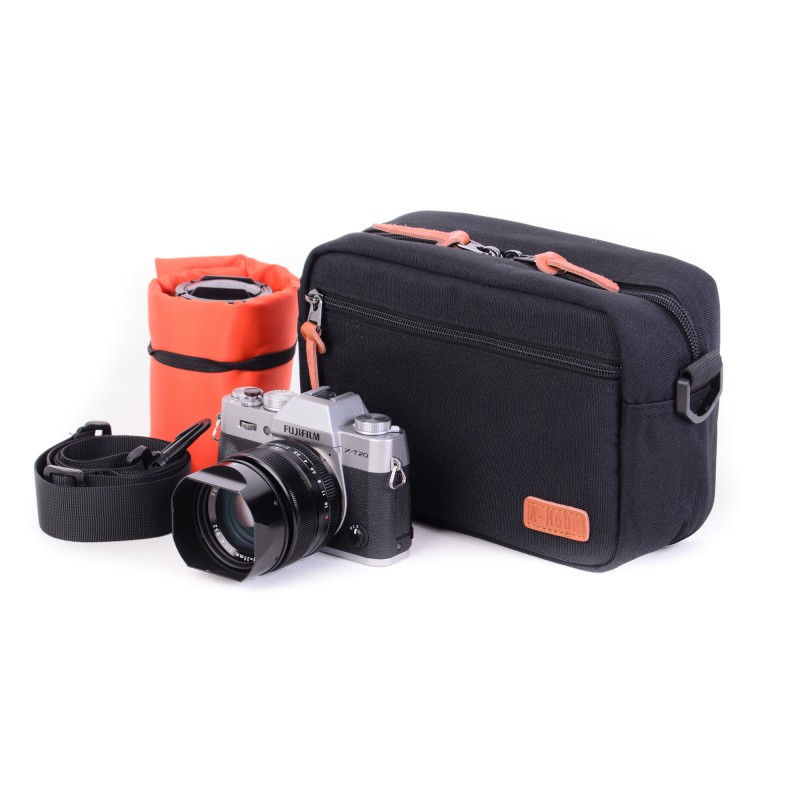 A-MoDe SPX02-BL Small Camera Bag Black 相機包 (黑色) A-MoDe SPX02-BL Small Camera Bag Black 相機包 (黑色)