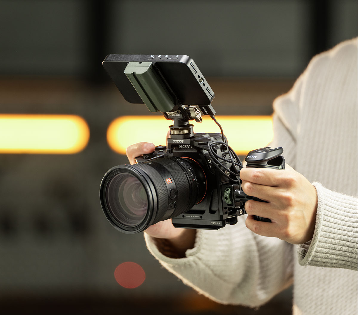 Tilta TA-T100-D-B Camera Cage Power Kit (Black) 圖文描述 03